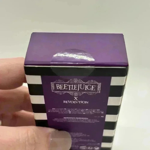 New Beetlejuice x Revolution Adam Waterliner NIB Sealed - Picture 5 of 6